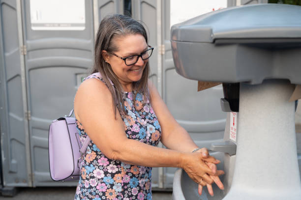 Portable Toilet Options We Offer in Bayboro, NC